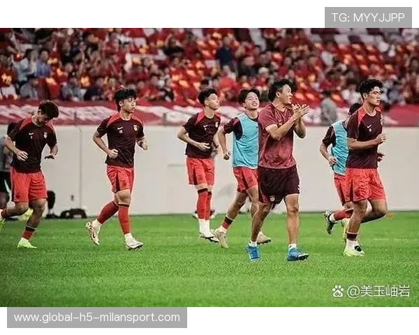 北京国际足球邀请赛激烈角逐，众多国际球队参赛，北京足球国家队