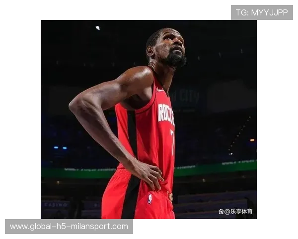 凯文·杜兰特因伤缺阵,火箭小将谢泼德关键三分助球队锁定胜局 凯文·杜兰特因伤缺阵,火箭小将谢泼德关键三分助球队锁定胜局