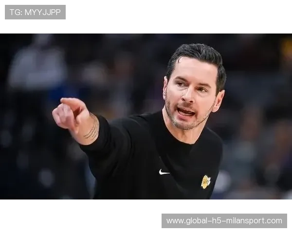 雷迪克摇头走回替补席，最后一攻被热议，雷迪克事件处理结果